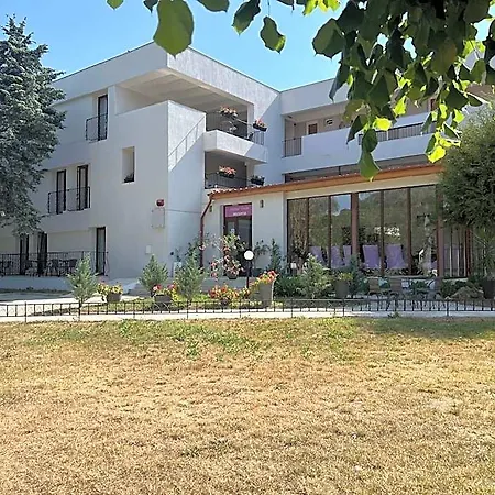 Violeta 2* Konstanca